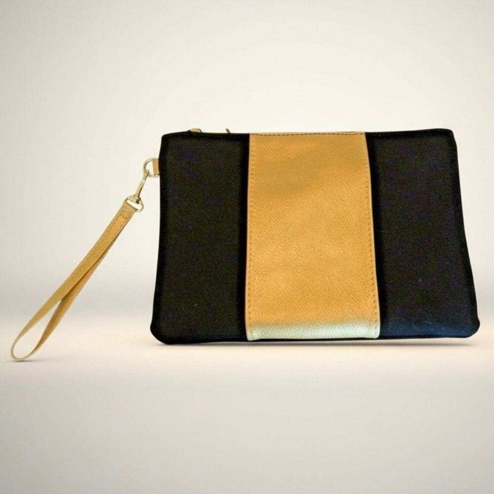 NIB Cabana Shimmer Black and Gold Color-blocked Wristlet Clutch